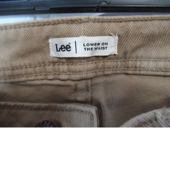 Lee's Tan Capri Jeans - Picture 4 of 4
